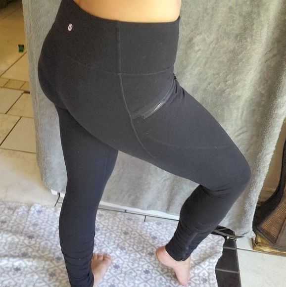 VGUC,lululemon ruuched insight tight zipper ankle - Picture 6 of 16